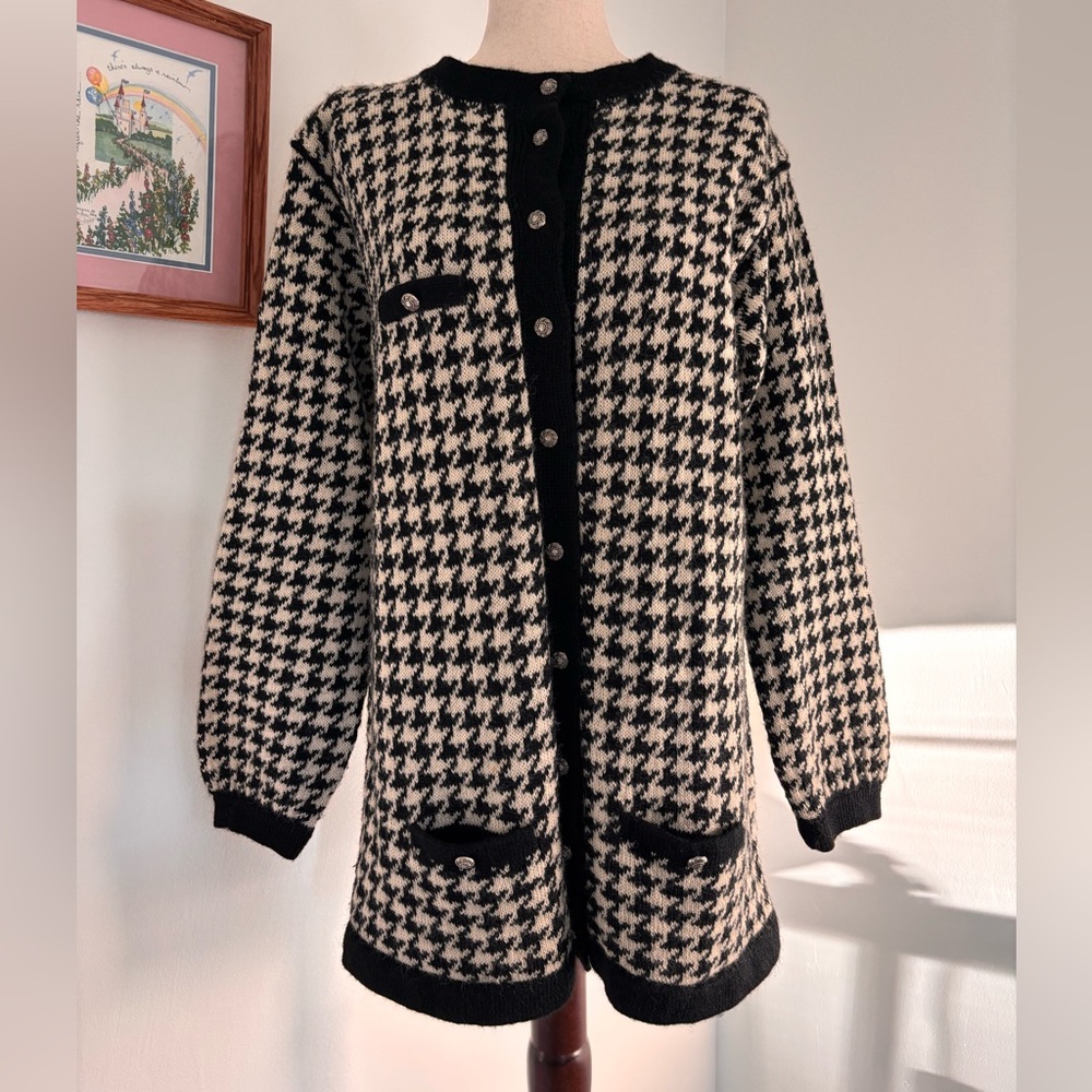 Vintage Houndstooth 100% Alpaca Sweater Jacket Longer Length Black and White